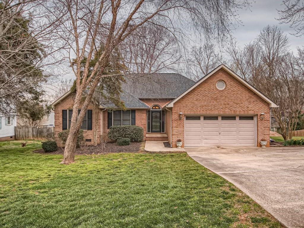 113 Walking Horse Run