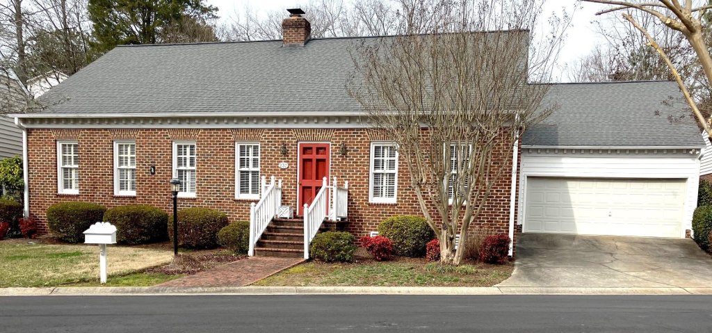 237 Kings Creek Court