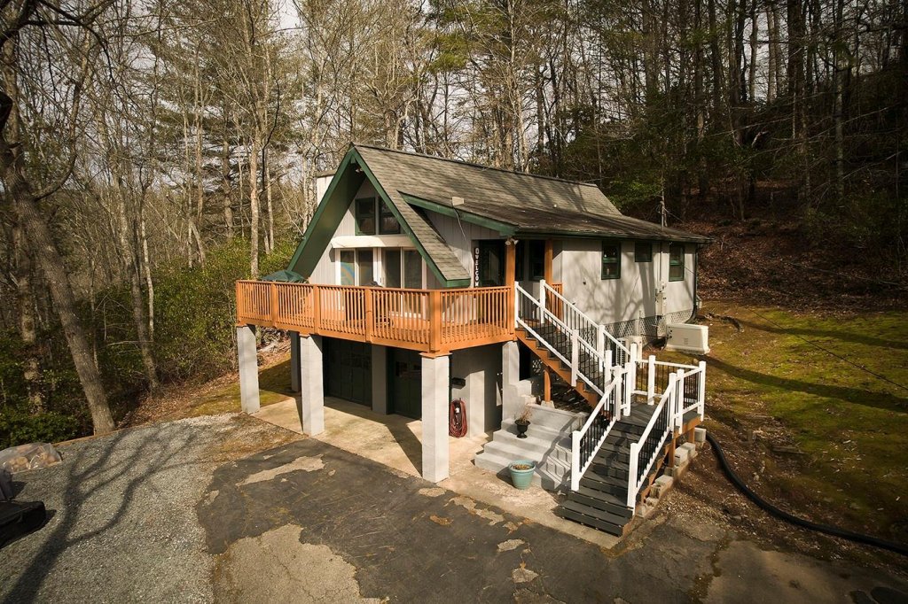 68 Mountain Drive