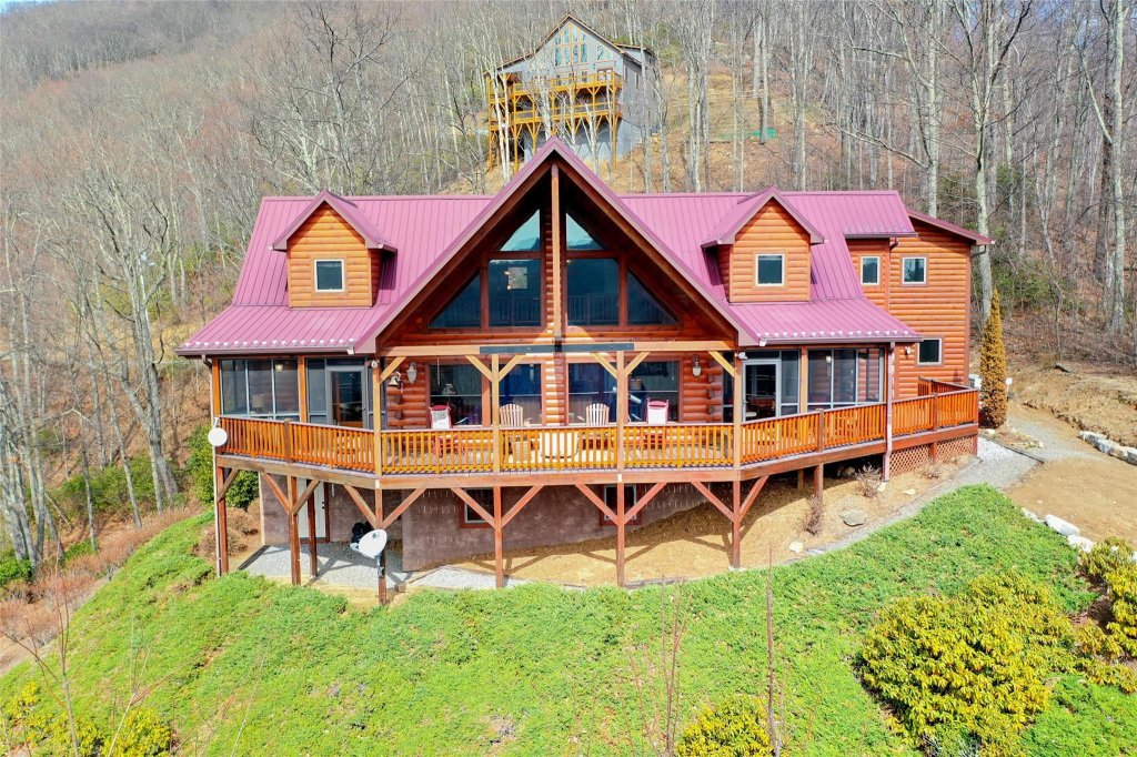 258 Paddock Lane