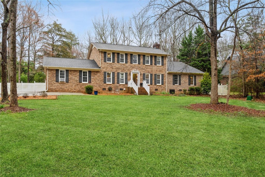 211 Steeplechase Circle