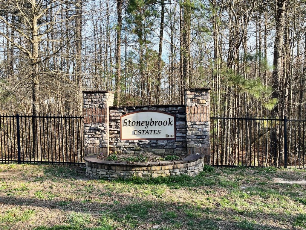 5010 Stoney Brook Drive 2