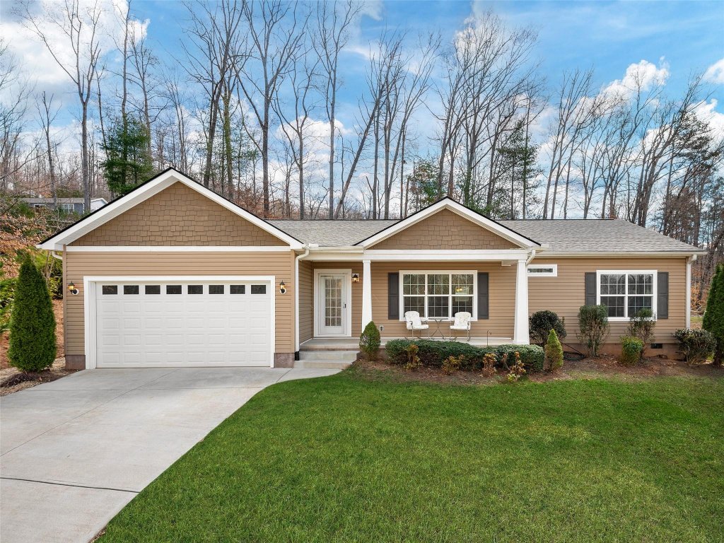 5 Luther Woods Drive