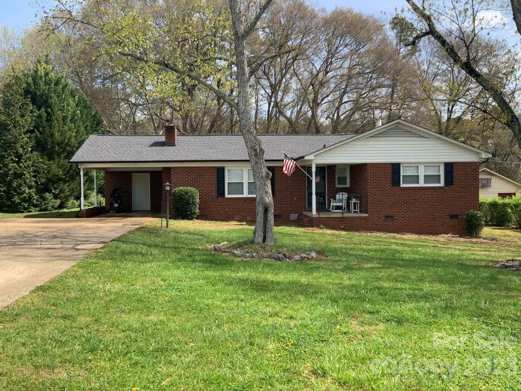 1548 Home Trail
