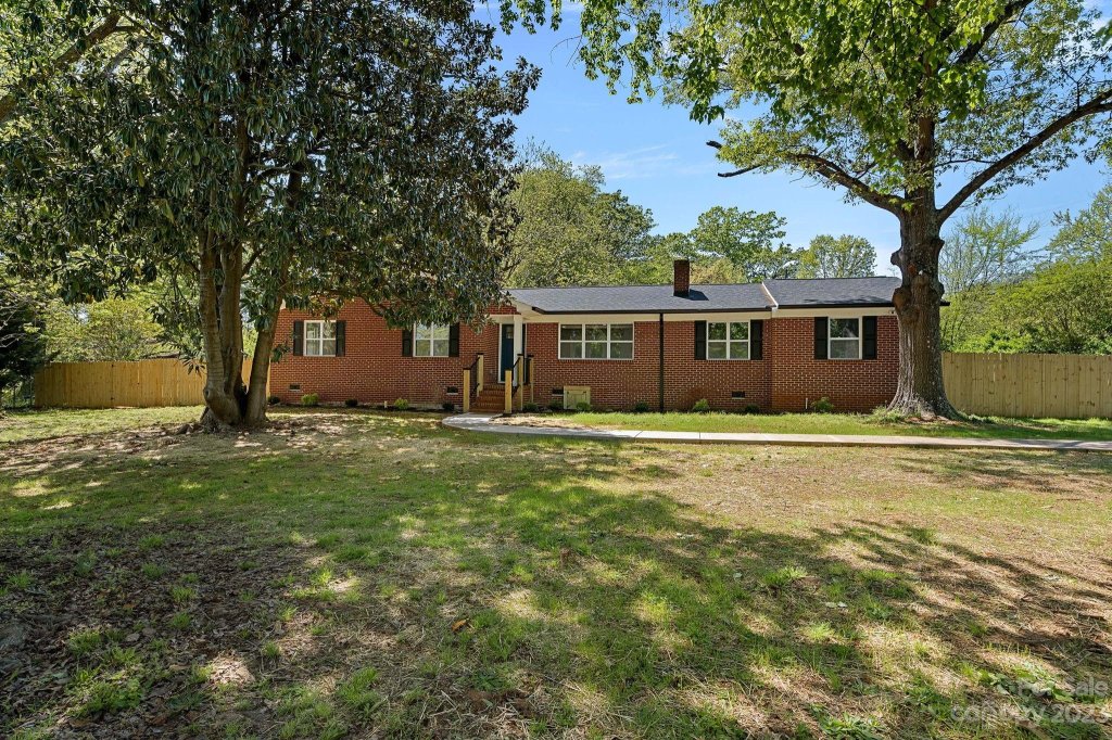 111 Shenandoah Place