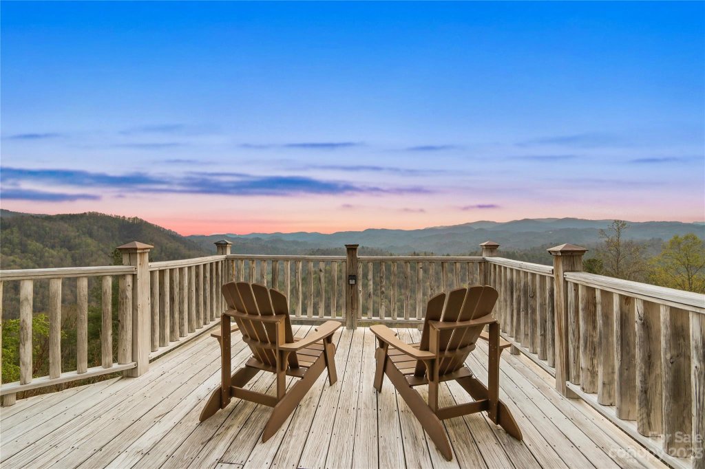 208 Grannys Ridge