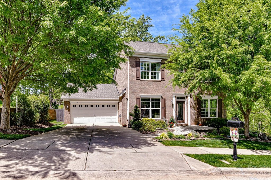 7933 Rolling Creek Court