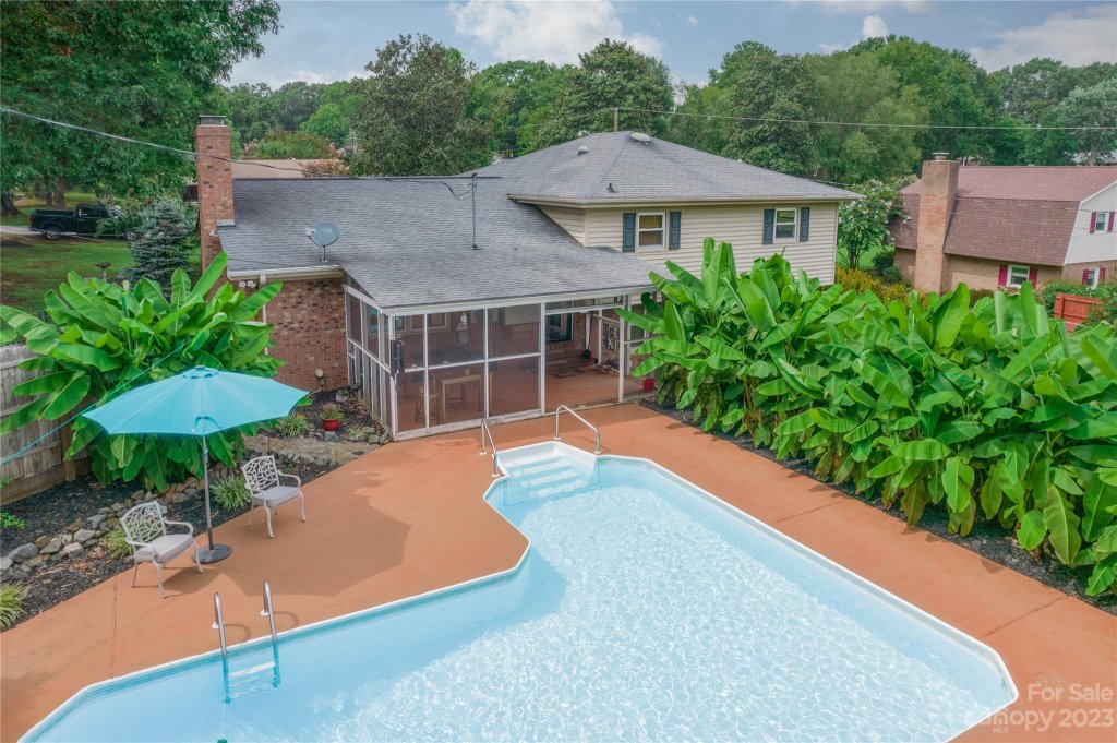 2165 Dartwood Drive