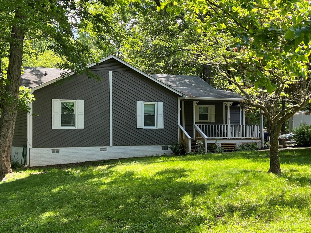 5944 Mcgregor Drive