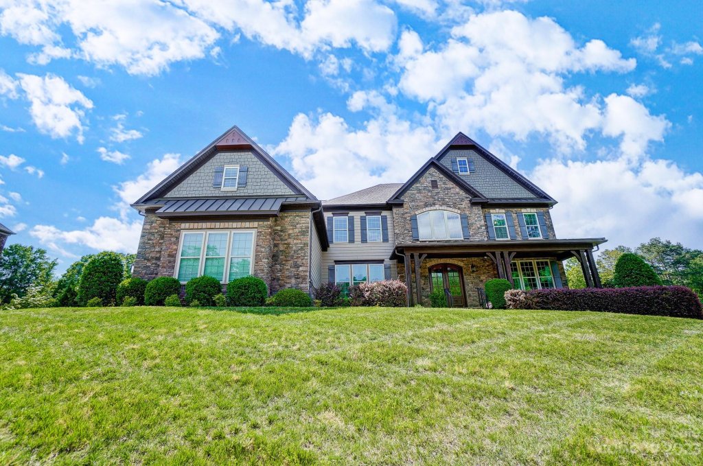 1230 Delaney Drive