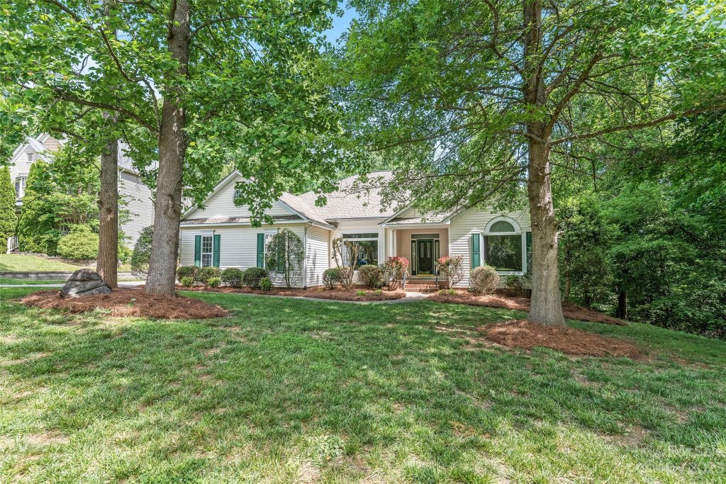 1718 Turning Leaf Court