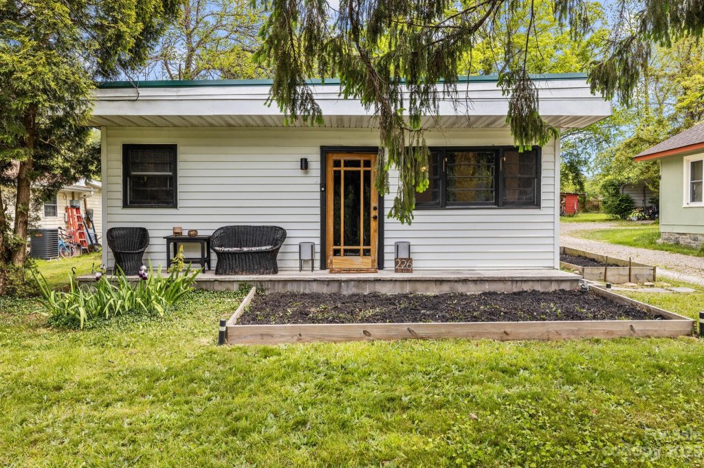 226 Substation Street