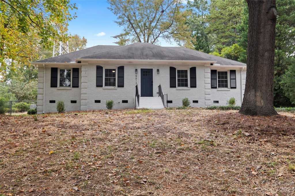 5613 Cottingham Lane