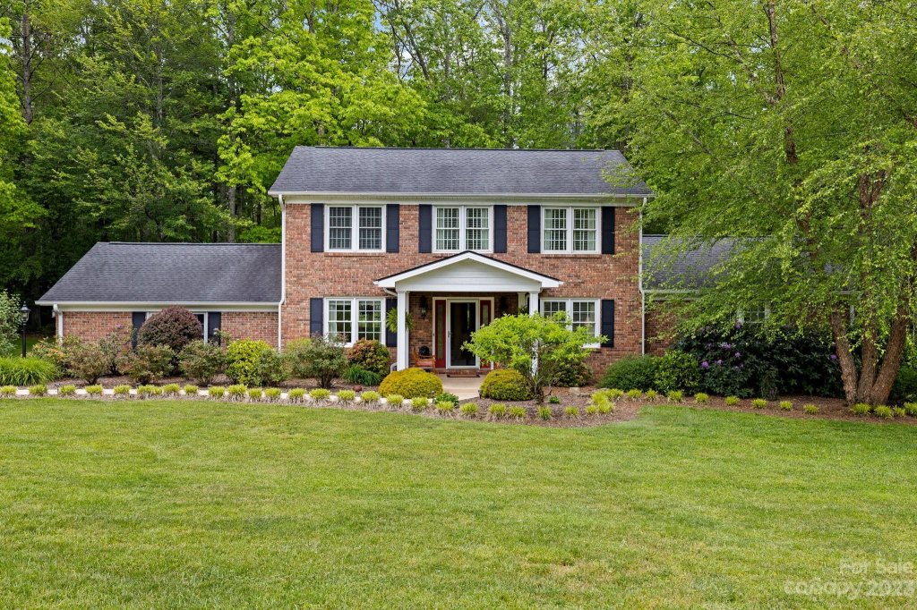 208 Lichen Lane