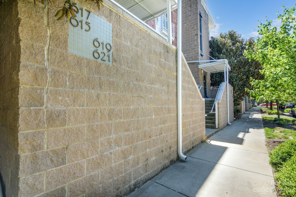 615 Raphael Place