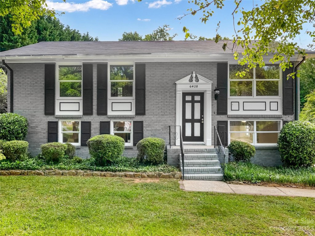 6408 Elmwood Circle
