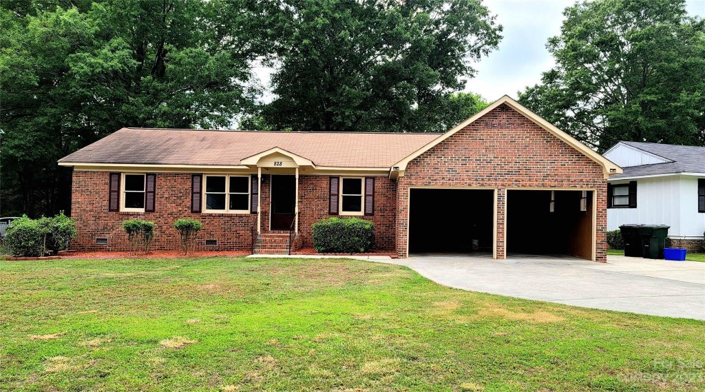 828 Finley Court