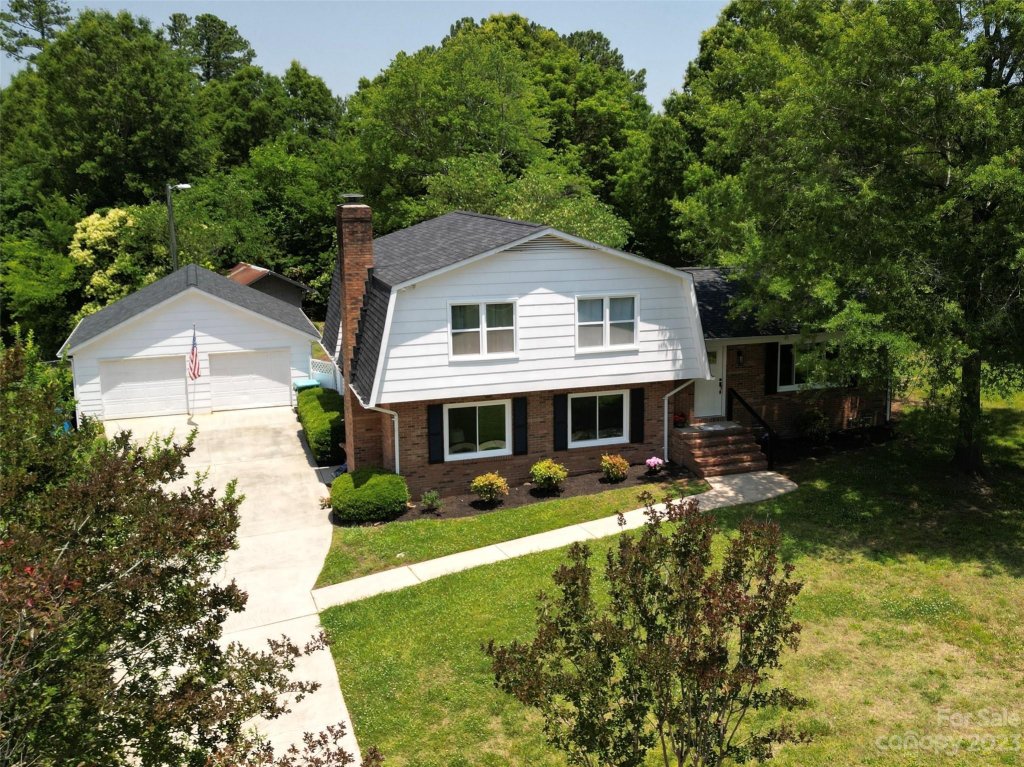 8213 Caldwell Road