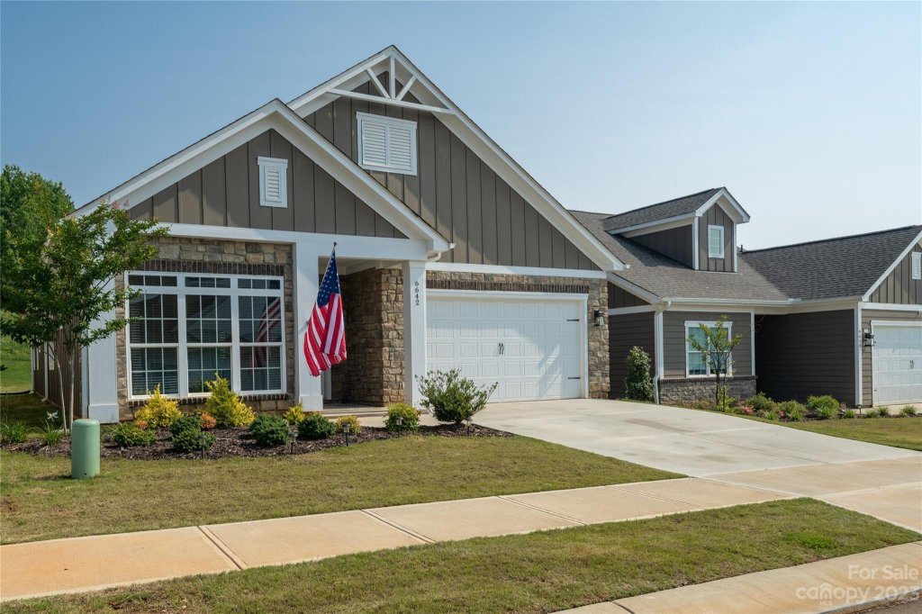 6642 Star Drive