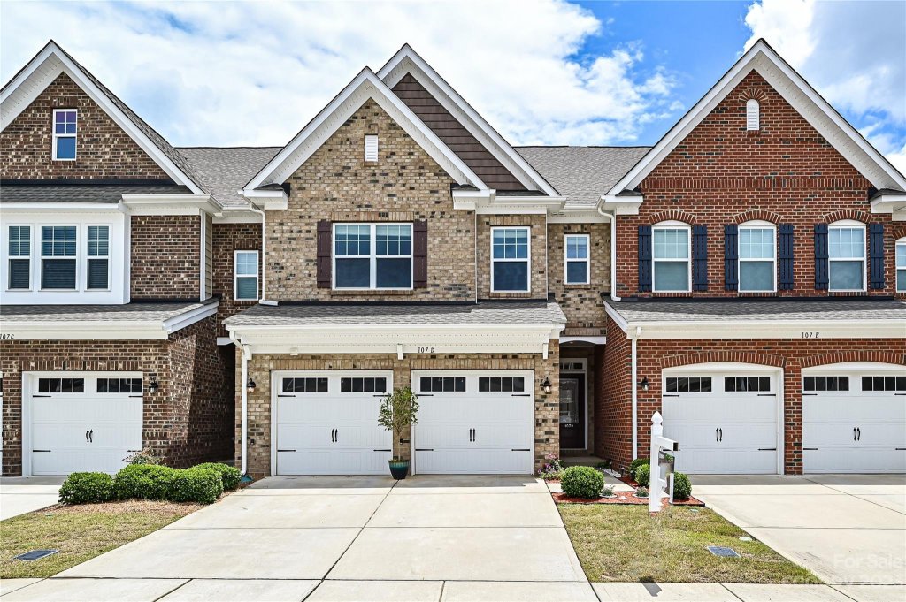 107 Dellbrook Street #D