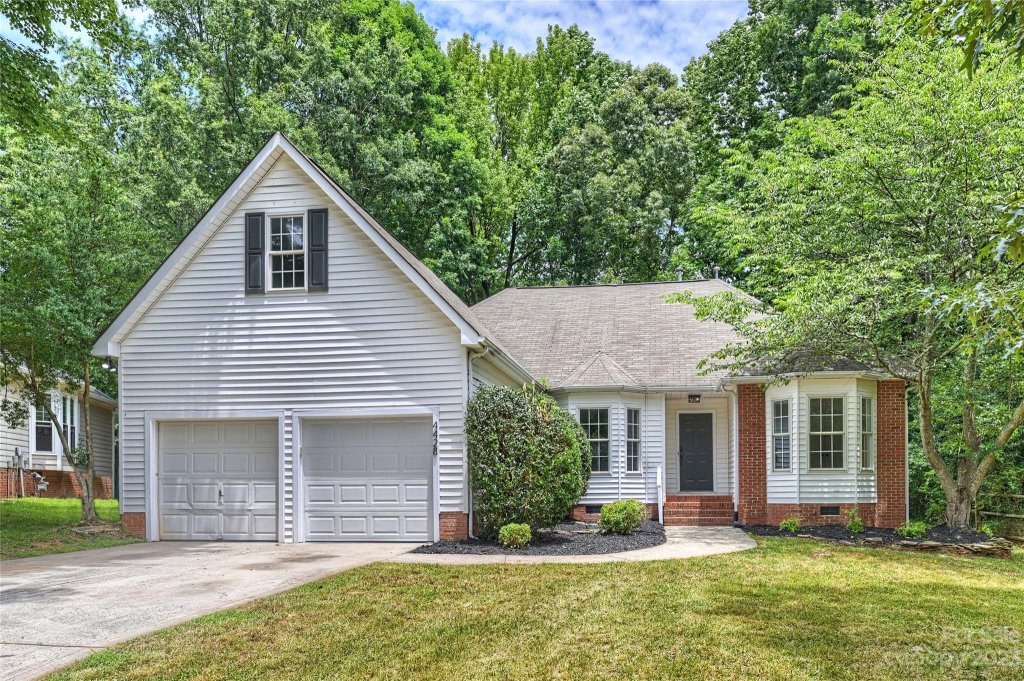 4428 Gladwood Lane