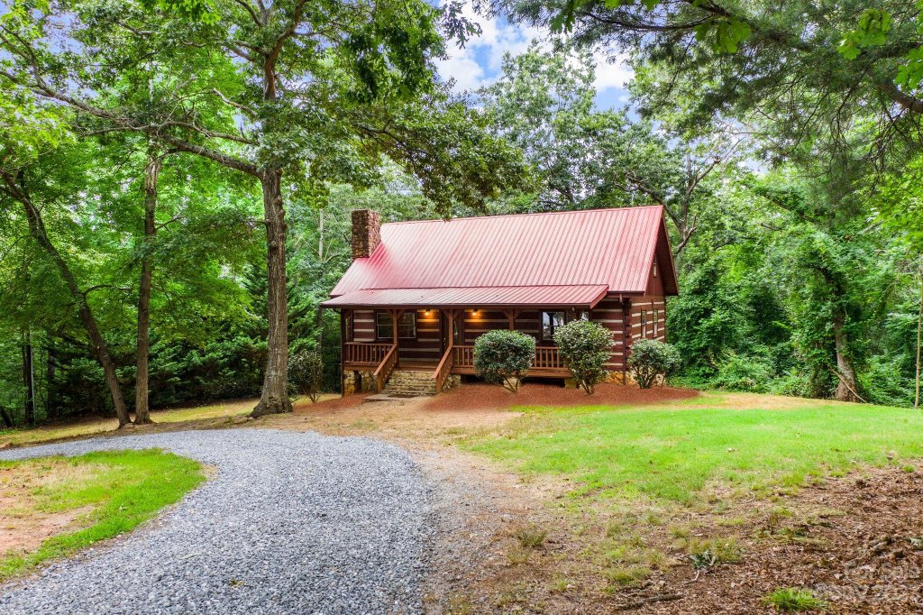 350 Starnes Circle Drive