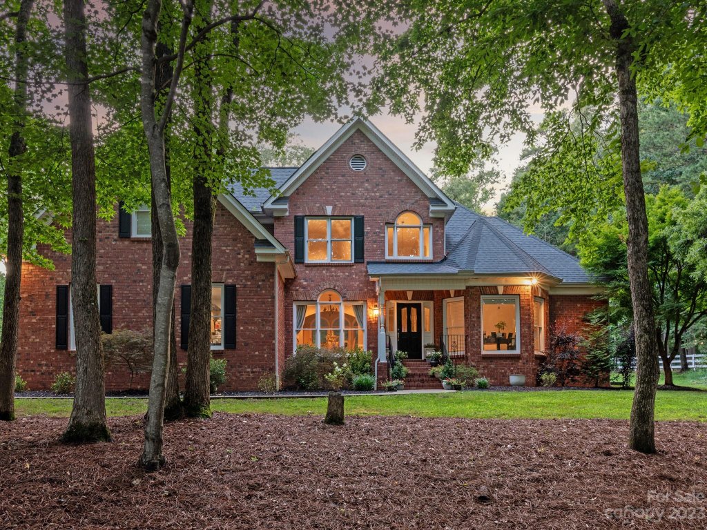 1312 Rosehill Drive