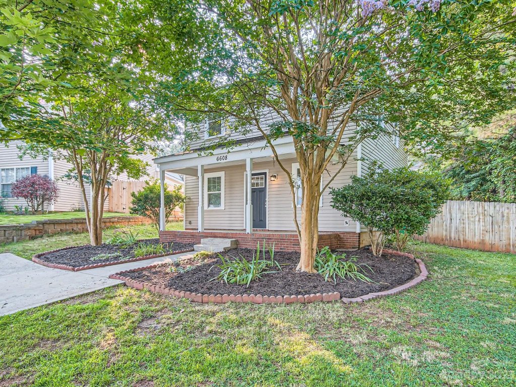 6608 Love Ridge Lane