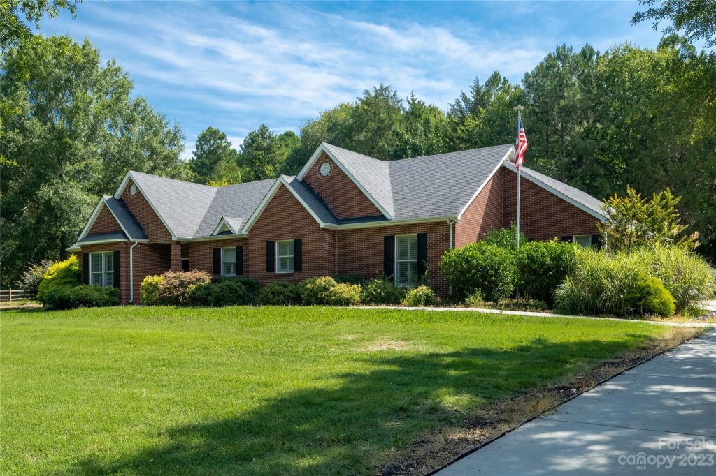 920 Croatoan Drive