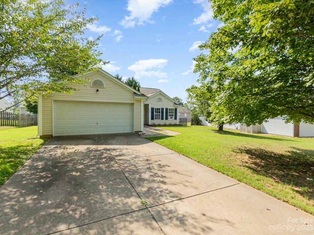 12819 Old Iron Lane