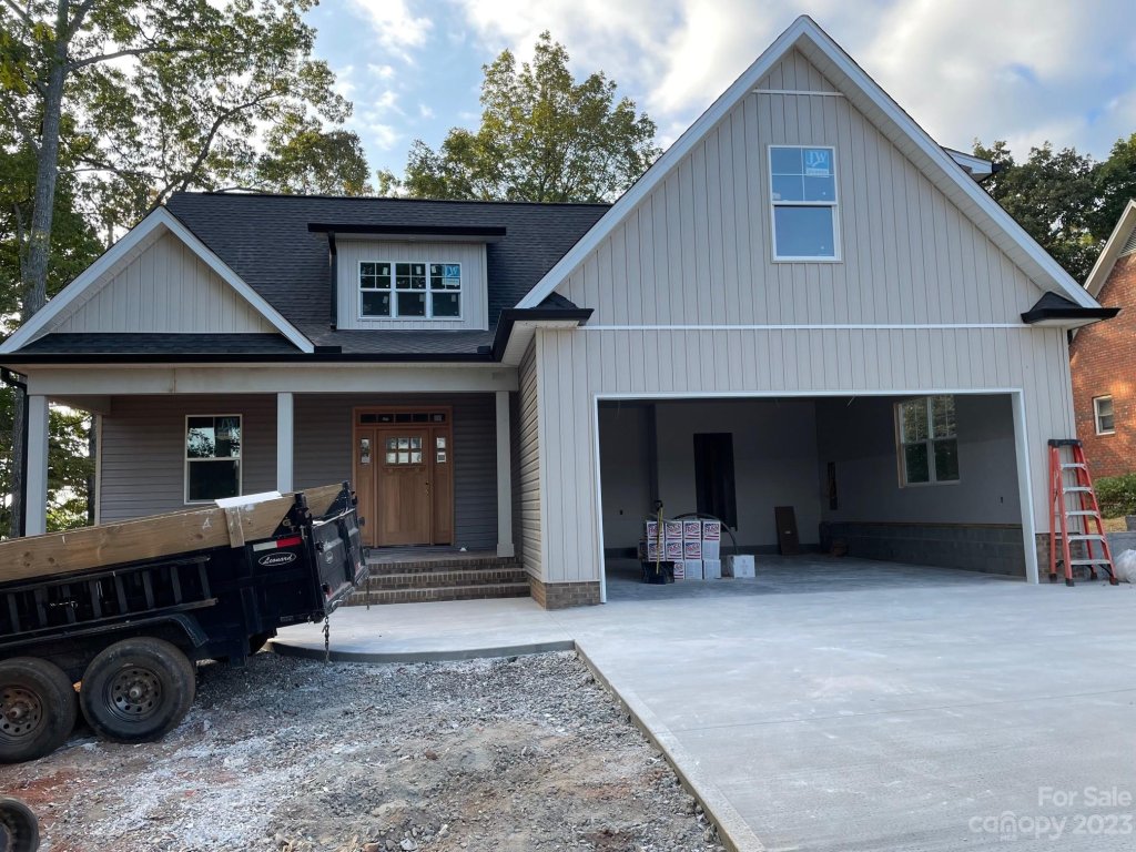 175 Country Woods Drive