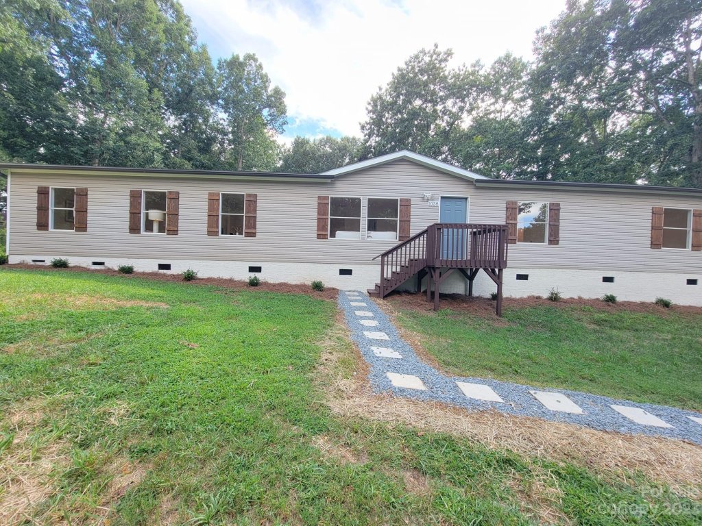 1038 Cherry Tree Court
