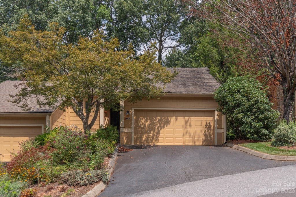 103 Beaver Ridge Drive