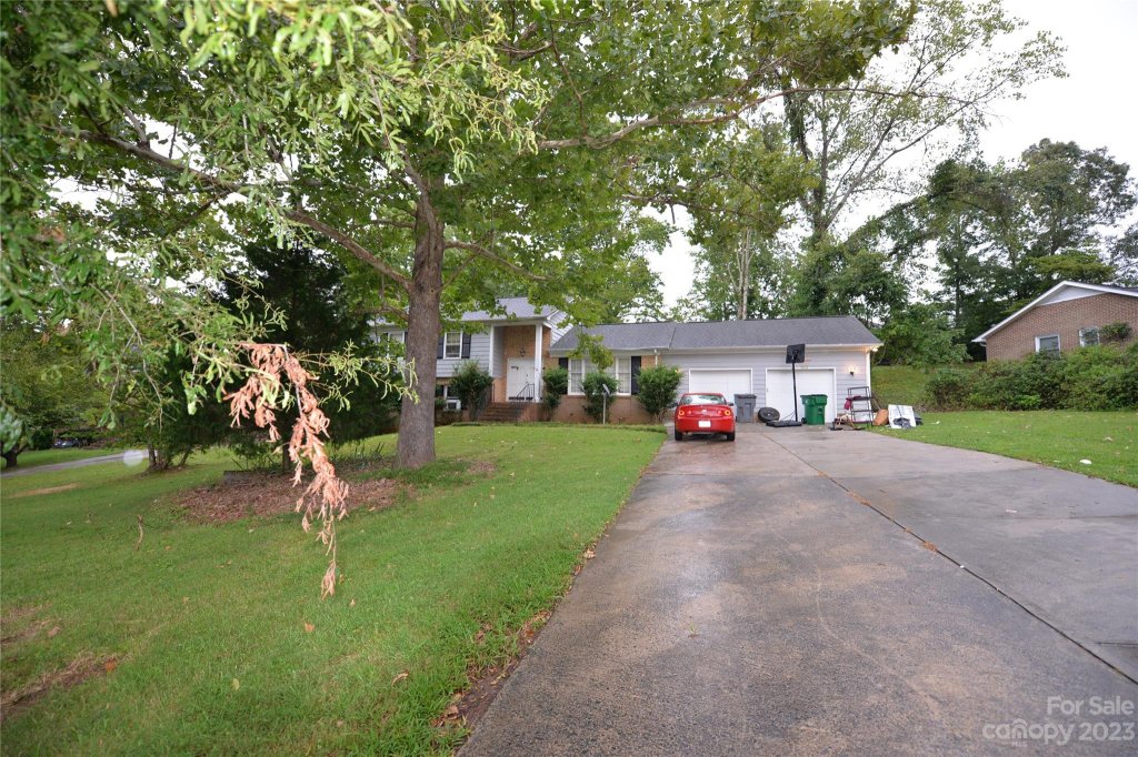7216 Kilcullen Drive