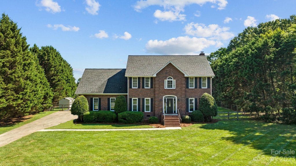 152 Steeplechase Circle