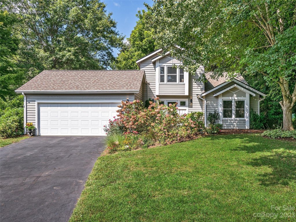 6 Laurel Place Drive