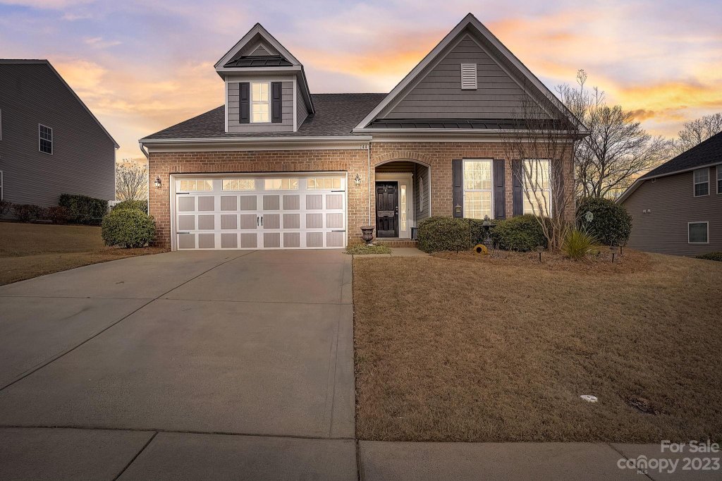 144 Chertsey Drive