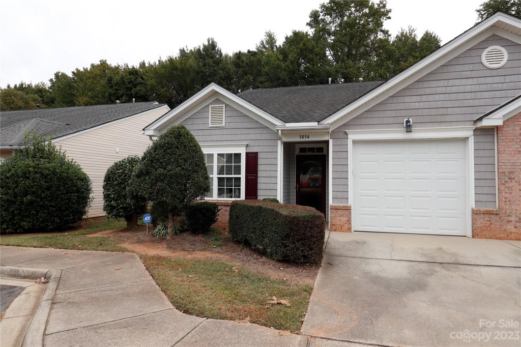 3034 Village Glen Lane
