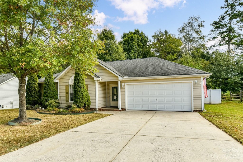 3012 Laurel Creek Lane