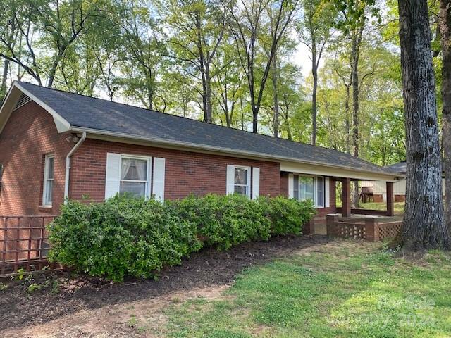 305 Heritage Circle