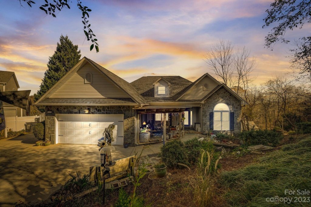 10402 Quiet Bay Court