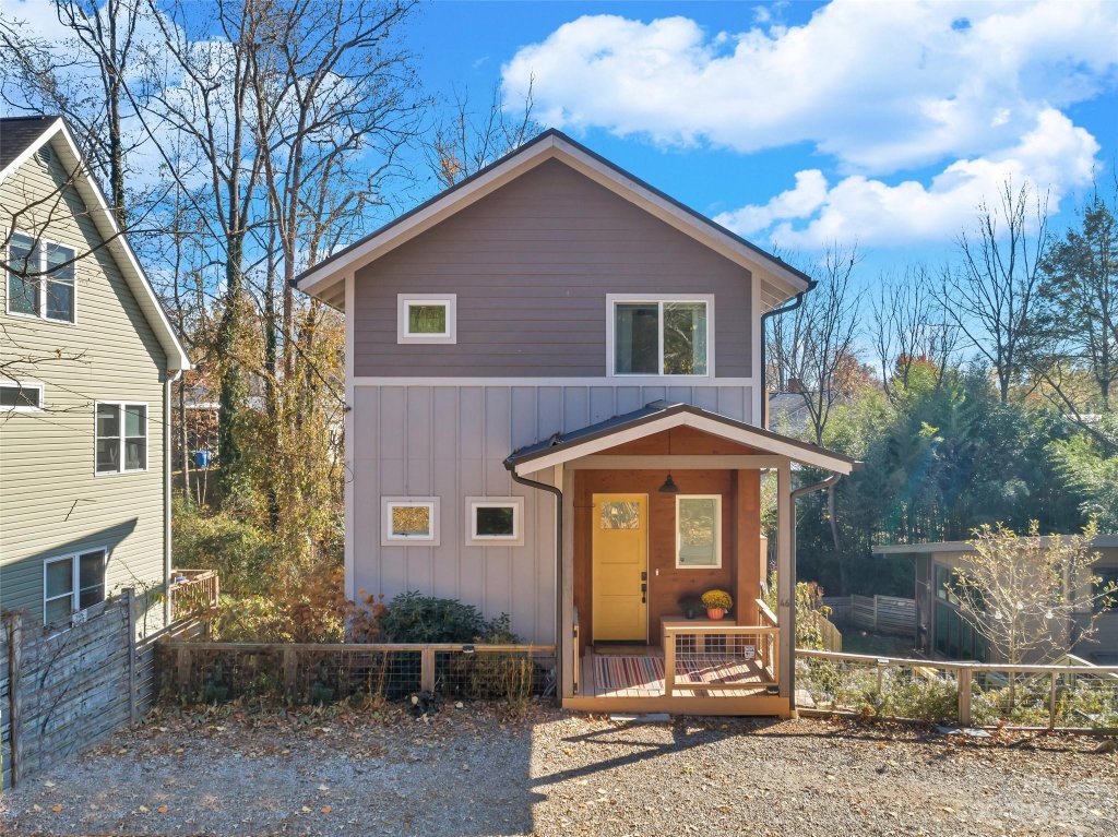 46 Sand Hill Road