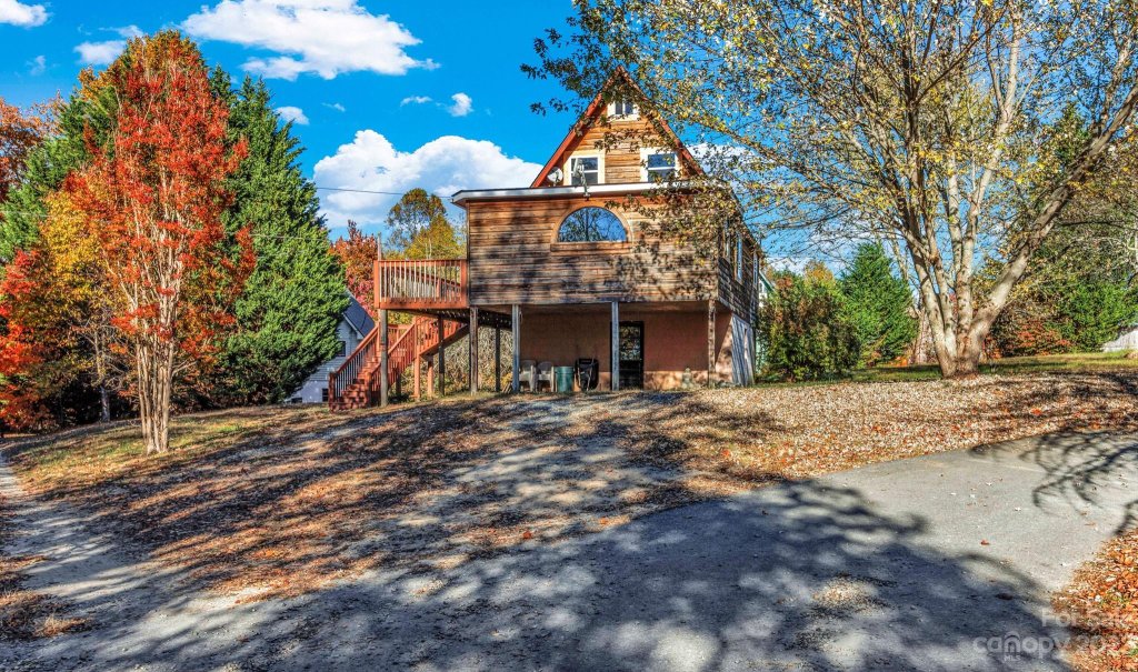 52 57 Point Lookout Circle