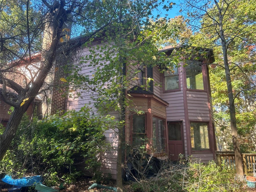 6095 Coral View Drive