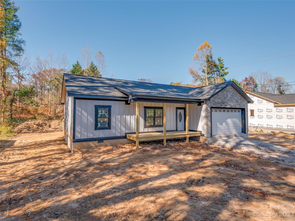 2203 N Stoney View Court