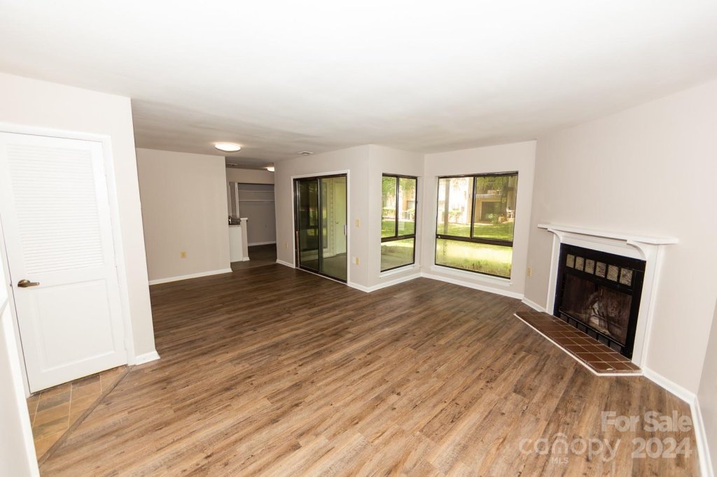 4811 Spring Lake Drive A