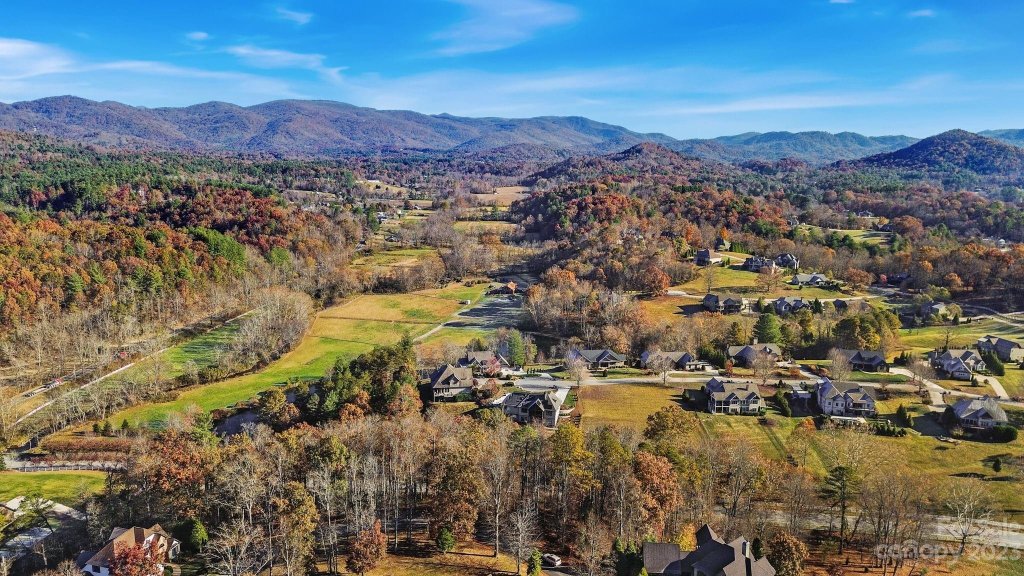 65 Bradford Vistas None