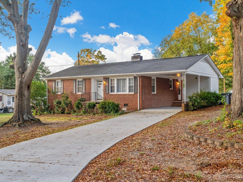 628 Westway Drive