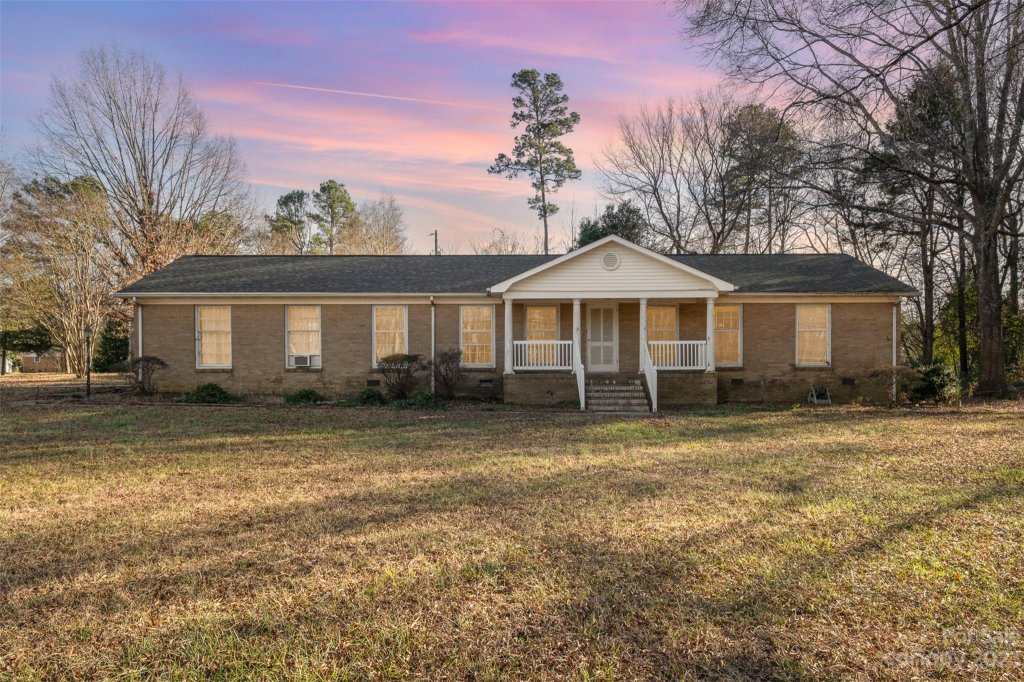 5106 Indian Trail Fairview Road