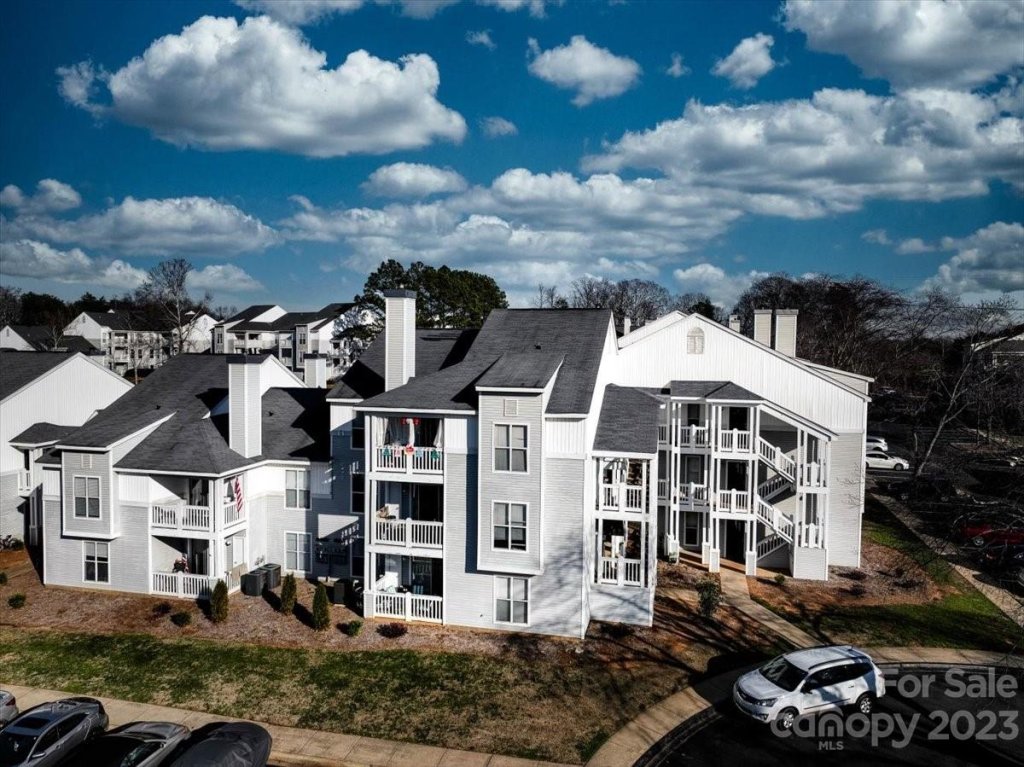 11 Hamiltons Bay Court 833